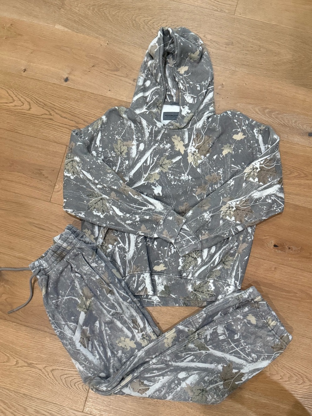 Abercrombie & Fitch Oversized Camo Hoodie - and pant set Gray Tan White
